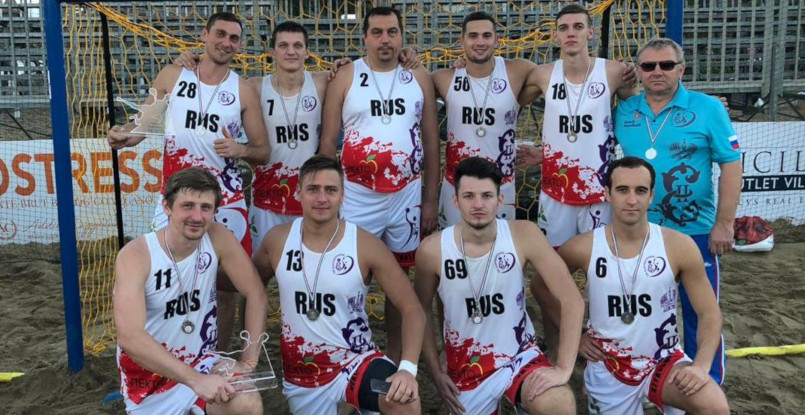 Все на пляж! Серебро не золото. Но блестит ярко