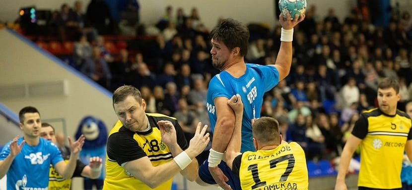 Olimpbet Суперлига. "Зенит" в стартовом матче среды добился гостевой победы с перевесом в пять мячей над омским "Скифом"