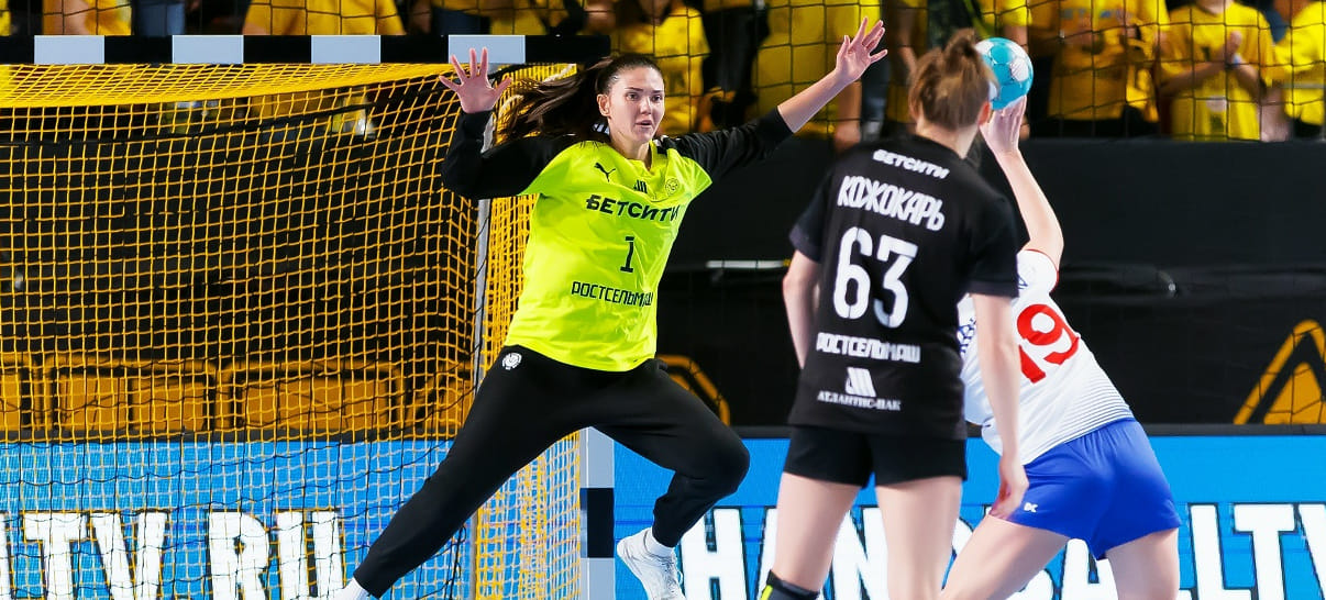 Как там новички? Рябцева будто всегда играла за "Ростов", Щеглова не пригодилась, Арцер уже уехала