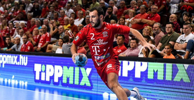 Лига чемпионов. Потрясающий гол Деяна Манаскова за "Веспрем" в матче 1/8 финала против "Спортинга" (ВИДЕО)