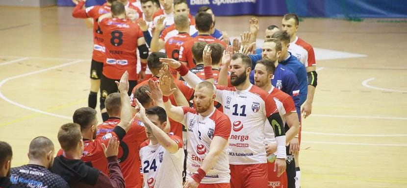 Польша. "Сталь" по пенальти обыграла "Пиотрковянина". "Калиш" добился успеха в матче с "Хробрым"