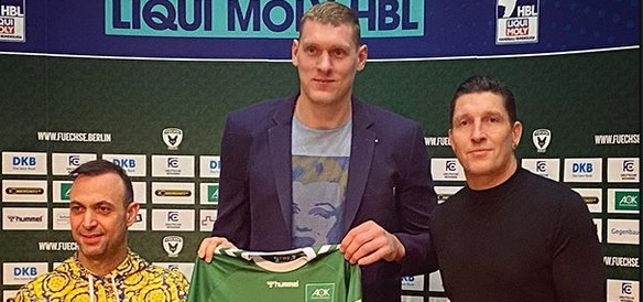 Дайнис Криштопанс  официально представлен в "Берлине" — полусредний будет играть под 90-м номером