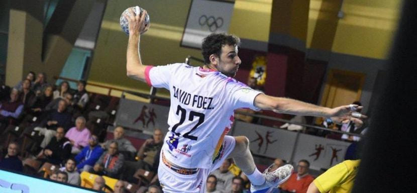 Испания. Правый полусредний Давид Фернандес покинул "Адемар". Он продолжит карьеру в "Порту"