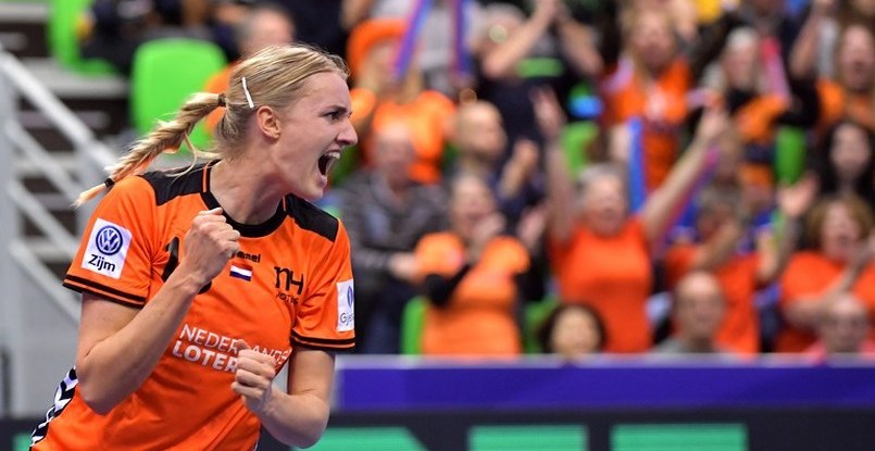 Дания. Левая полусредняя из Голландии Келли Дулфер летом покинет "Копенгаген"