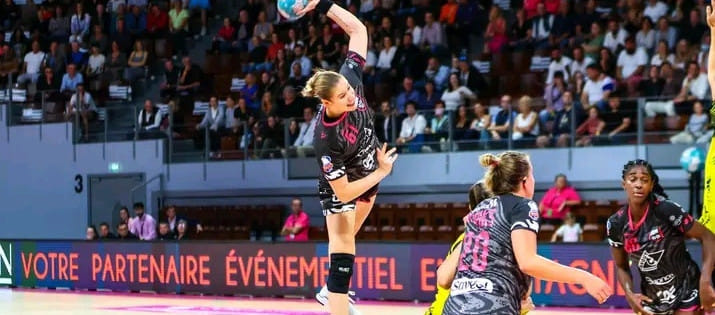 Лига чемпионов. Правая полусредняя "Бреста" Валерия Маслова вошла в символическую сборную 5-го тура. Стине Офтедал — MVP