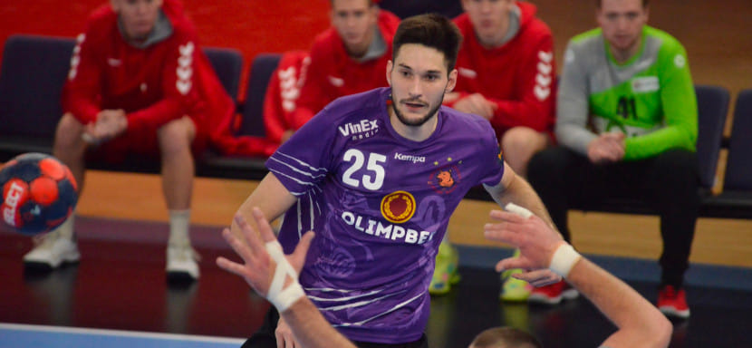 Евгений Дземин: "Петкович сказал чаще бросать. Осенью я порой стеснялся показывать все, что умею"