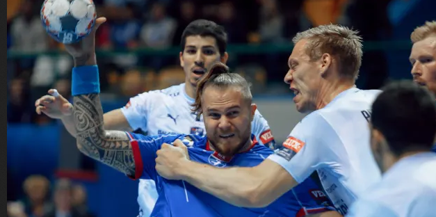 Вильям Аккамбре: "Мы рассчитываем, что БГК отпустит нас в конце мая, и я смогу отправиться в отпуск"