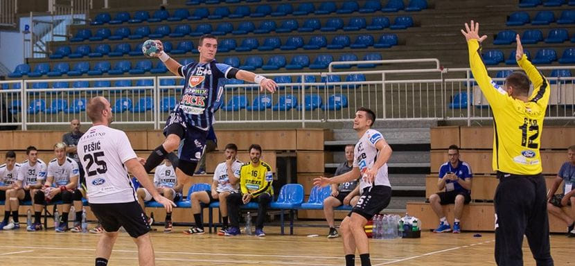 Товарищеский матч. Венгерский "Пик" российского полусреднего Дмитрия Житникова переиграл хорватский "Нексе"