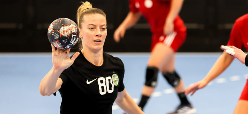 Балканы. Правая полусредняя "Ференцвароша" и сборной Черногории Елена Деспотович вернулась в "Будучность" спустя восемь лет