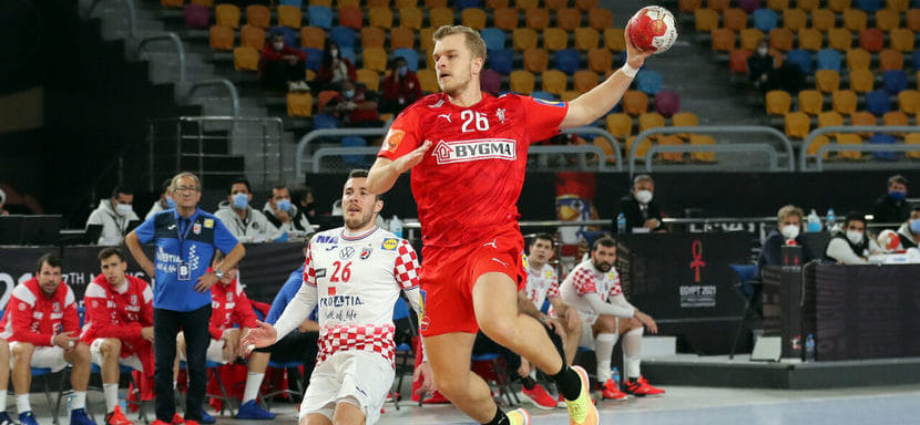 Бундеслига. Трансферный слух. Правый крайний сборной Дании и "Ганновера" Йохан Хансен может заменить Лассе Свана во "Фленсбурге"