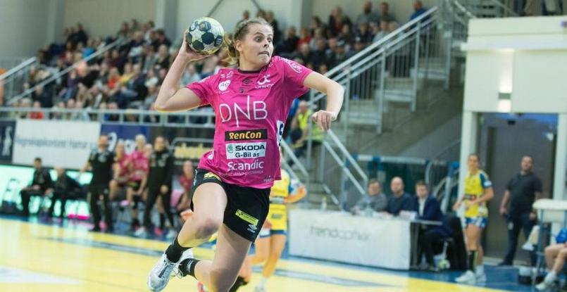 Норвегия. Левая крайняя Суннива Нэс Андерсен продлила контракт с "Кристиансандом"