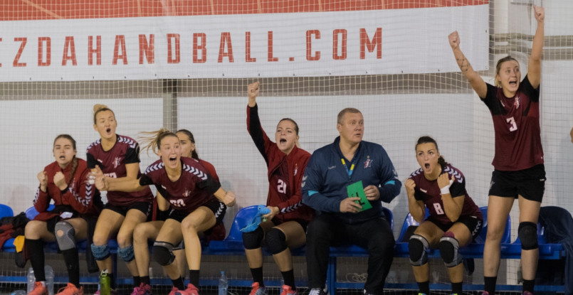 Женский Кубок ЕГФ. "Звезда" после первой половины ответной встречи с "Салерно" ведет в счете