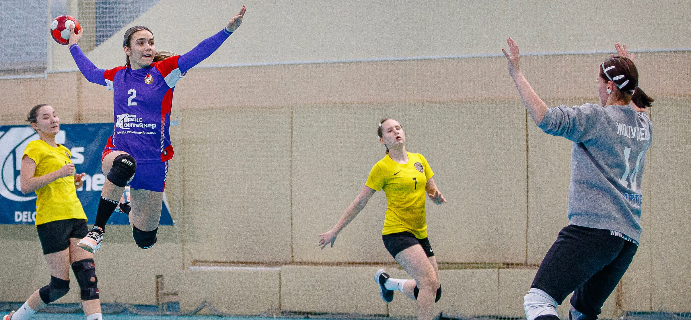 Анастасия С. Селивёрстова: "Обошлась без операции, надеюсь присоединиться к ЦСКА с первых сборов"