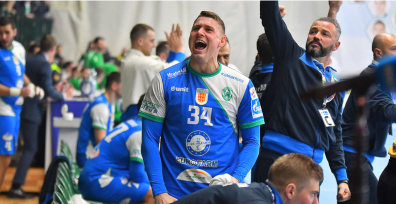 Балканы. Анже Ратаец: "Утром бегал и гулял, потом играл в приставку. Так и проходит мой день. Мы должны с этим справиться"