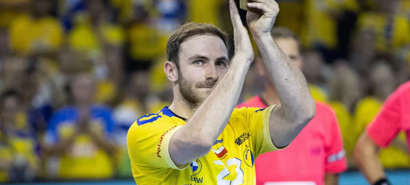 Польша. Правый крайний "Кельце" и сборной Польши Аркадиуш Морыто продлил контракт с клубом до 2027 года