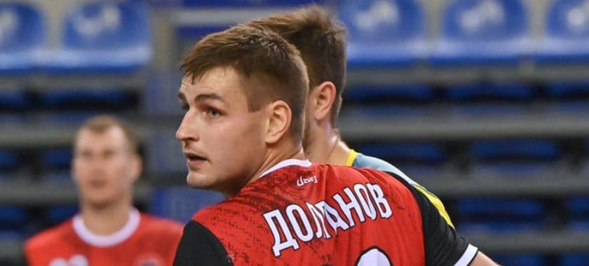 Olimpbet Суперлига. Левый полусредний "Пермских медведей" Никита Долганов продолжит карьеру в "Донских казаках"-ЮФУ
