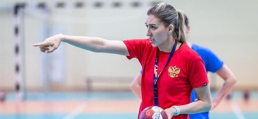 Ольга Акопян: "Бросается в глаза заряженность и правильный настрой у девчонок. И сейчас они находятся в оптимальных физических кондициях"