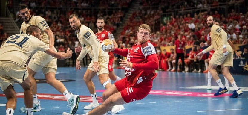 Венгрия. Линейный сборной Сербии Драган Пешмальбек пролонгировал контракт с "Веспремом"