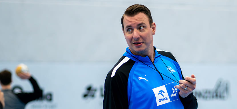 Лига чемпионов. Главный тренер "Киля" Филип Йиха не поехал с командой в Данию на матч с "Ольборгом"