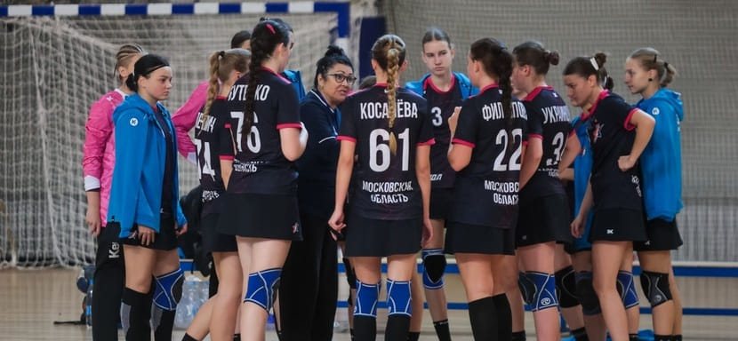 Команды из Тольятти и Звенигорода выиграли пятничные матчи в молодёжном первенстве России