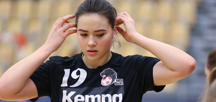 Румыния. Левая полусредняя сборной Беларуси Мария Коновал продлила контракт с "Дунэрей" из Брэилы. Он рассчитан еще на два года