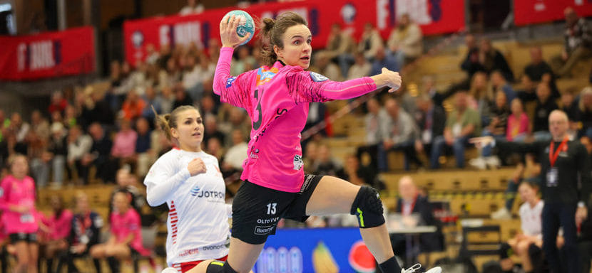 Норвегия. "Кристиансанд" Анны Вяхиревой пробился в финал Кубка страны. В решающем матче "гадюки" сыграют со "Сторхамаром"