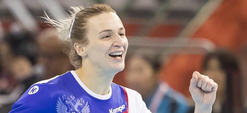 ЧМ-2021. Ольга Фомина: "Видно, что внутри Людмилы Валериевны кипят эмоции, но она объясняет все спокойным тоном"