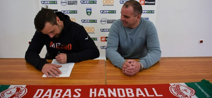 Венгрия. Призёр олимпийских Игр, чемпионатов мира и Европы в составе сборной Хорватии Златко Хорват продлил контракт с "Дабашем"