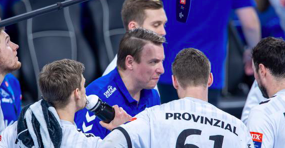 Германия. Филип Йиха: "Думаю, в современном мире игроки не могут подвергнуться таким унижениям, как в девяностые"