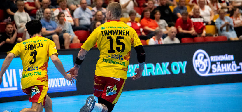 Легенда финского гандбола, левый крайний Теему Тамминен на длительный срок продлил контракт с "Кокс" из Риихимяки