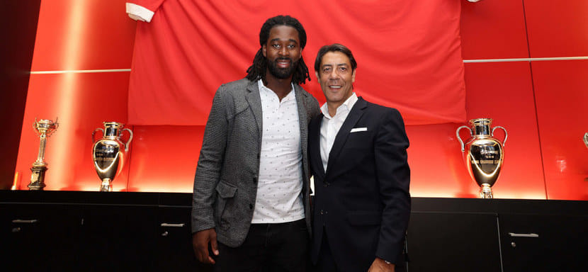 Португалия. Капитан Паулу Морено подписал новый контракт с лиссабонской "Бенфикой"