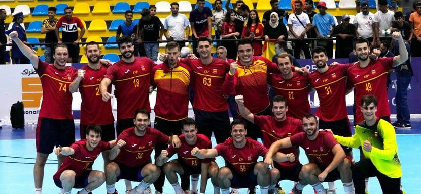 Средиземноморские игры. Сборная Египта добилась второй победы. Испанцы начали турнир с разгрома команды Турции