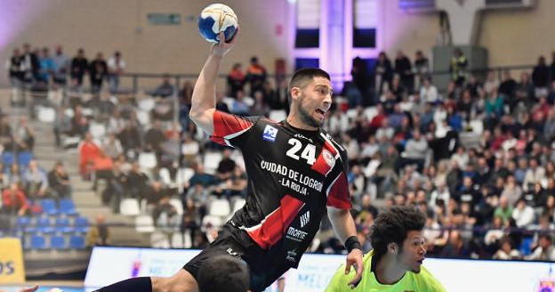 Португалия. Ojogo.pt: "Разыгрывающий "Логроньо" и сборной Сербии Лазар Кукич пополнил состав "Бенфики"