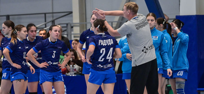 Дмитрий Шелудько: "Пять команд идут плотной группой. Конкуренция в молодёжном первенстве такая, что каждый матч — решающий"