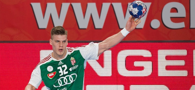 Испания. Полусредний "Бидасоа" Донат Барток не может играть из-за мышечной травмы