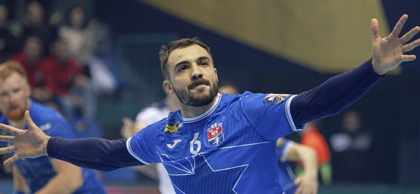 Франция. Официально. 29-летний полусредний Батист Бонфон, расторгнувший контракт с "Брестом", проведет остаток сезона в "Ниме"