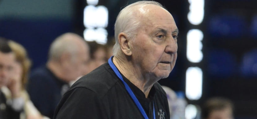 Владимир Максимов: "Точного диагноза пока никто не назвал, но, скорее всего, у Эдуарда Кокшарова был инсульт"