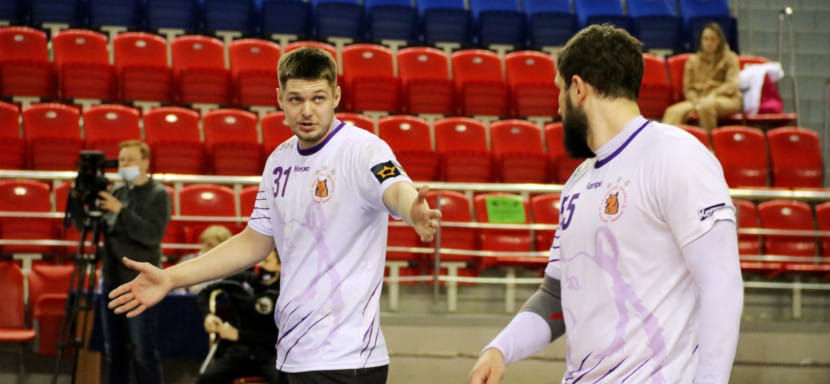 Чемпионат России. "Медведи" в Снежинске: еще один шаг к победе в "регулярке" и Андреев на левом краю