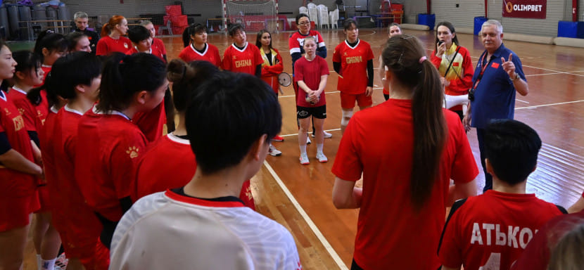 Россия — Китай. Людмила Бодниева: "Азиатский гандбол отличается от европейского, но тем интереснее"
