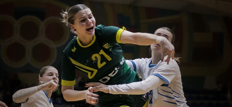 "Динамо-Синара" в Волгограде переиграло краснодарскую "Кубань", ижевский "Университет" вырвал победу у "Уфы-Алисы" в матчах Суперлиги