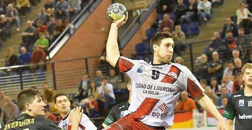 Испания. Линейный Томислав Кушан подписал новый контракт с "Логроньо"
