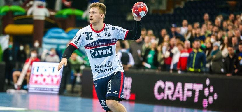 Бундеслига. Правому полусреднему "Фленсбурга" Францу Земперу предстоит операция на проблемном колене