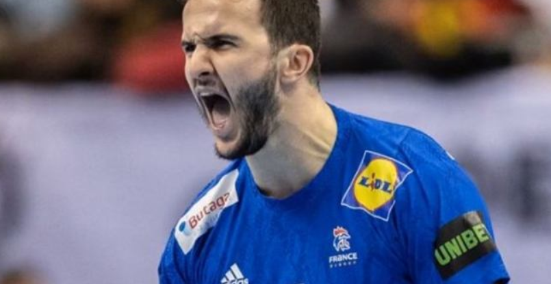 Германия. Левый полусредний "Райн Левен" Ромэн Лягард о карантине: "Не могу дождаться, когда выйду отсюда"