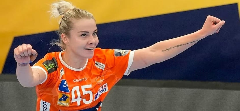 Лига чемпионов. Очередная травма в "Оденсе". Матч с "Брестом" не доиграла левая полусредняя Ноэми Хафра