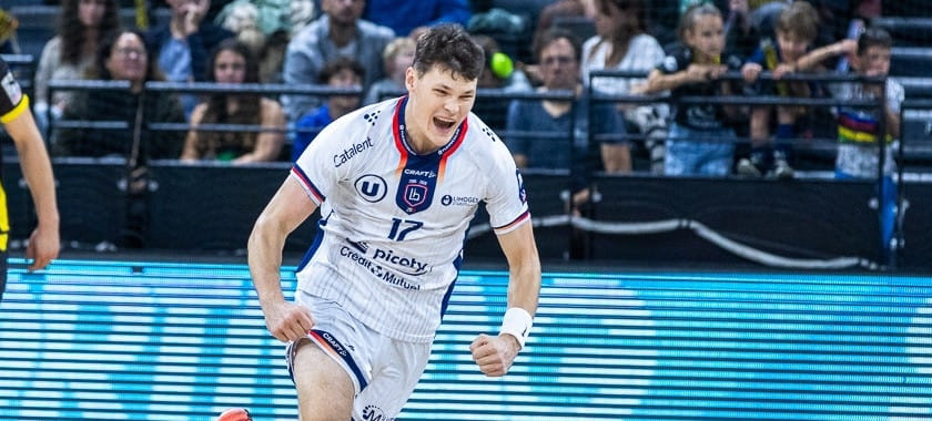 Переходящий летом из "Лиможа" в "Нант" полусредний Игорь Турченко подписал краткосрочный контракт с катарским "Аль-Араби"