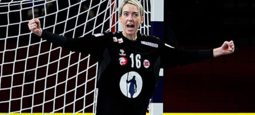 Катрин Лунде провела последний матч в составе сборной Норвегии. Она стала самой титулованной гандболисткой в истории чемпионатов мира