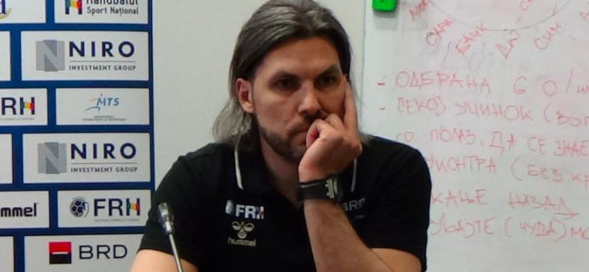 ЧЕ-2022. Адриан Василе: "Самая большая опасность — недооценка соперниц. Очевидно, что у нас на руках все шансы, мы фавориты противостояний"