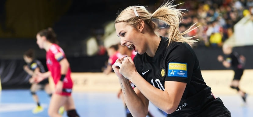 Лоис Аббинг: "С Амбросом Мартином в "Ростове" я многому научилась в игре в обороне"