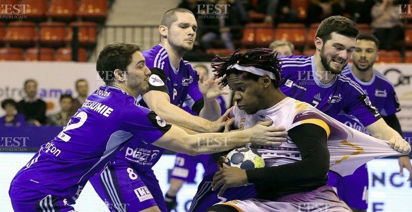 Франция. Линейный Габриэль Ньембо стал игроком "Дюнкерка"