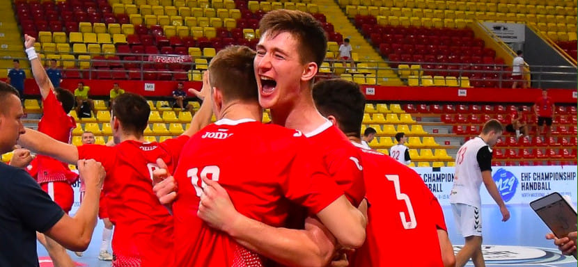 Сборные Фарерских Островов, Черногории и Польши заслужили повышение в классе на ЧЕ-2022 U-18 и U-20. Россияне — во втором дивизионе